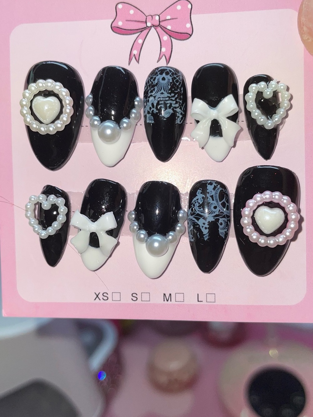 Black & White Pearl Heart Bow Press-On Nail Set